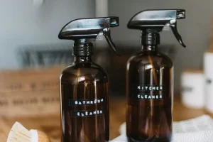 How to Make Eco-Friendly Pet Cleaning Products Safely